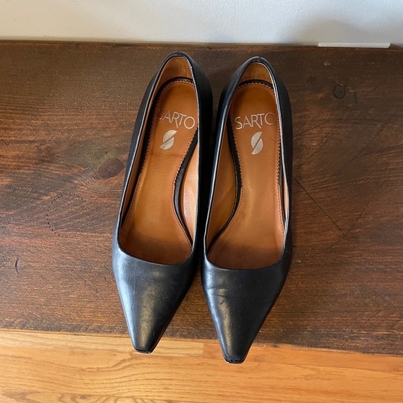 SARTO BY FRANCO SARTO - Modena Pointed Toe Pump - Picture 1 of 6